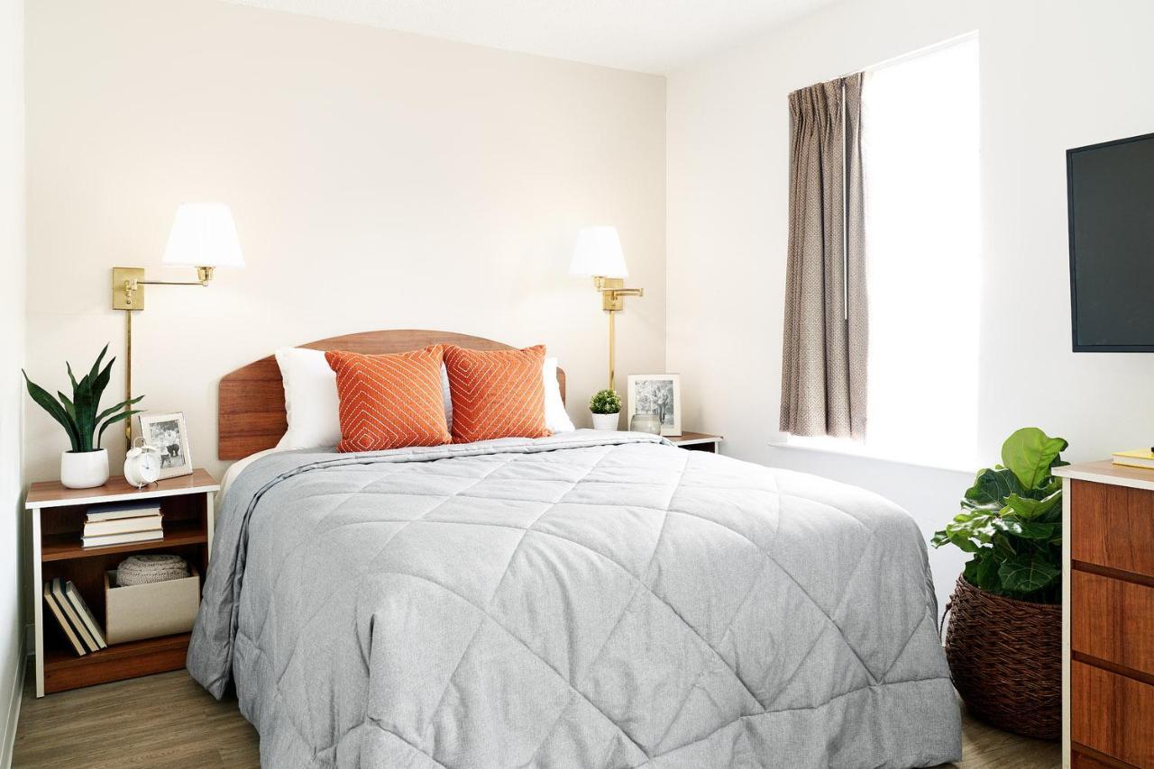 Intown Suites Extended Stay Lewisville Tx Valley View Dr Extérieur photo